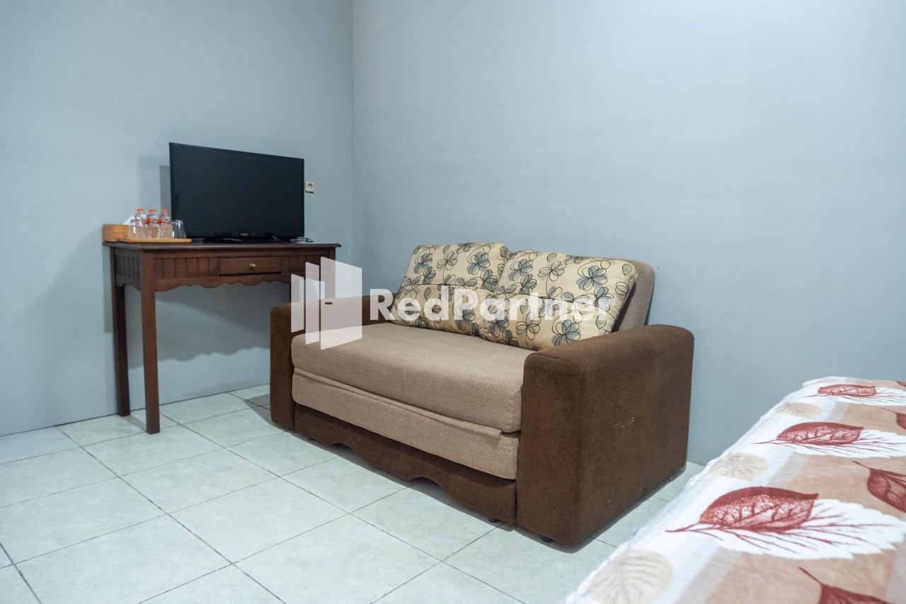 Omah Capung Near Malioboro Area Mitra Reddoorz Hotel Yogyakarta Eksteriør billede