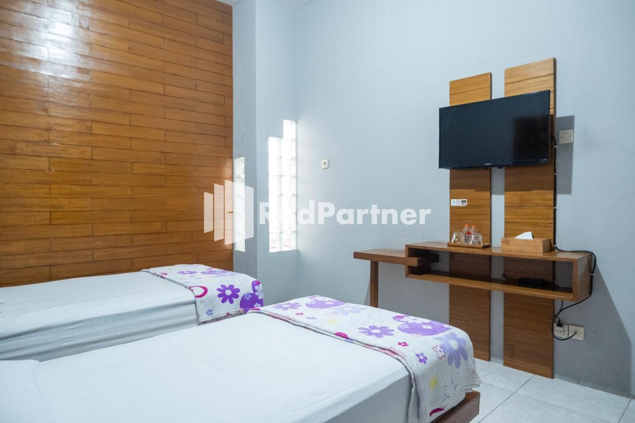 Omah Capung Near Malioboro Area Mitra Reddoorz Hotel Yogyakarta Eksteriør billede